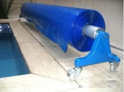 Enrolador de capa térmica para piscina
