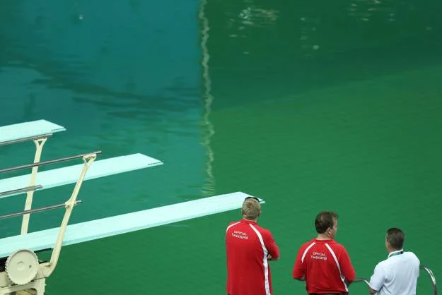 A piscina verde da Olimpíada do Rio 2016